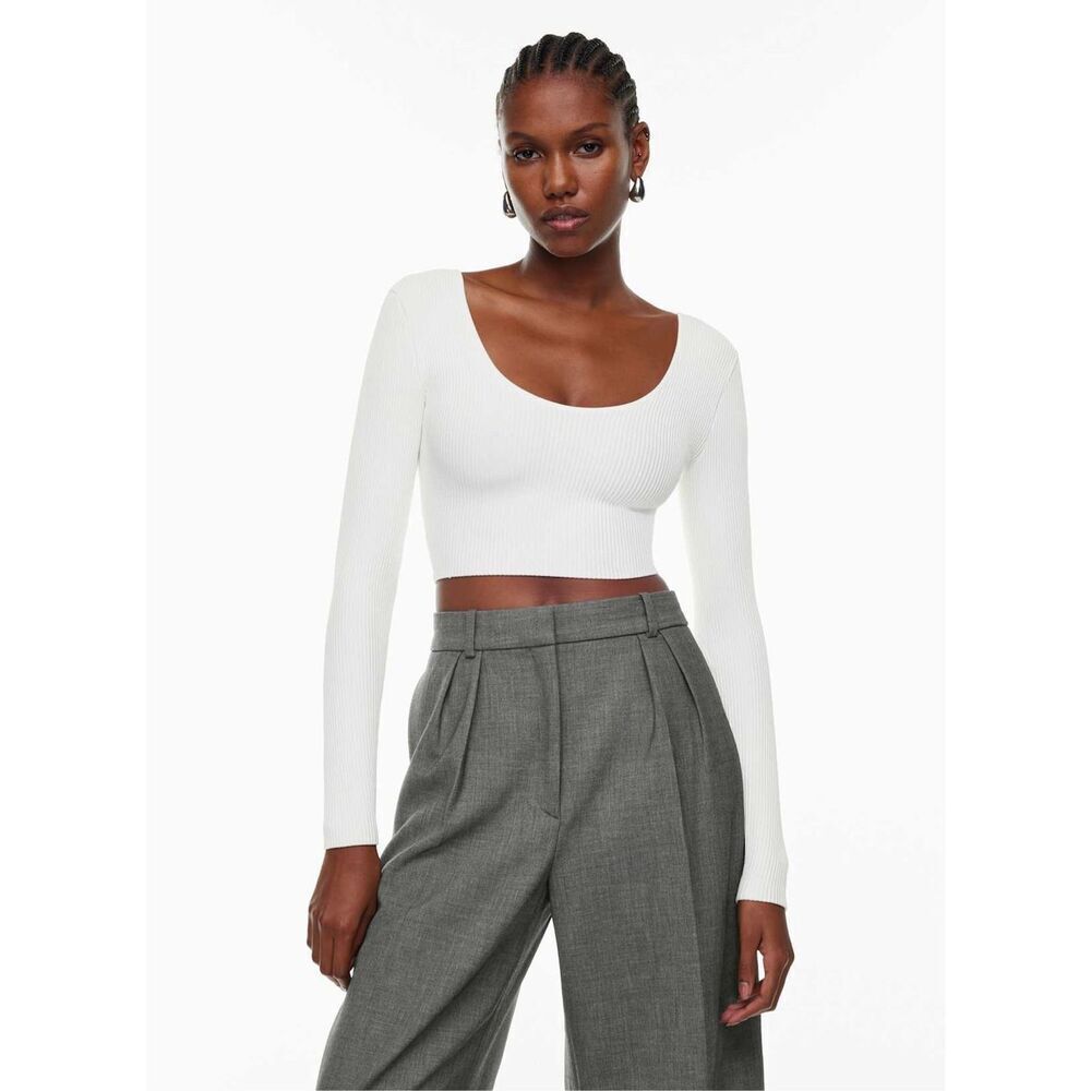 ✨Babaton Sculpt Knit Scoopneck White Longsleeve Sz Small Top✨